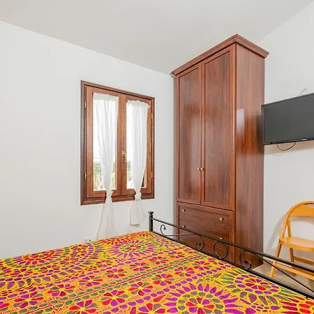 Trilocale Le Canne 4 Posti Letto Con Giardino E Posto Auto Privato Ferienhaus *