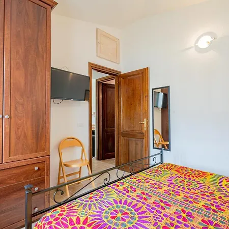 Trilocale Le Canne 4 Posti Letto Con Giardino E Posto Auto Privato