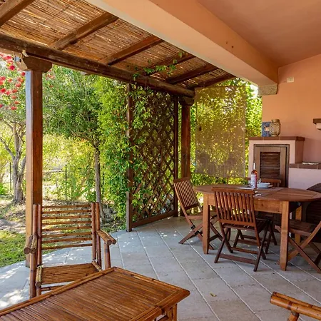 Trilocale Le Canne 4 Posti Letto Con Giardino E Posto Auto Privato Ferienhaus *
