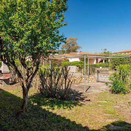 Trilocale Le Canne 4 Posti Letto Con Giardino E Posto Auto Privato